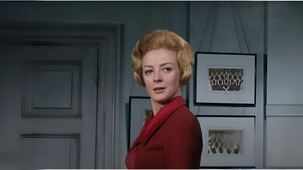 Maggie Smith - The Prime of Miss Jean Brodie (1969)